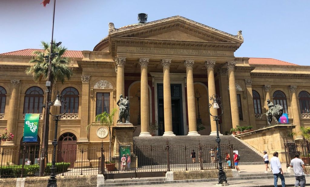 Teatro Massimo, Palermo - Unforgettable days in Sicily