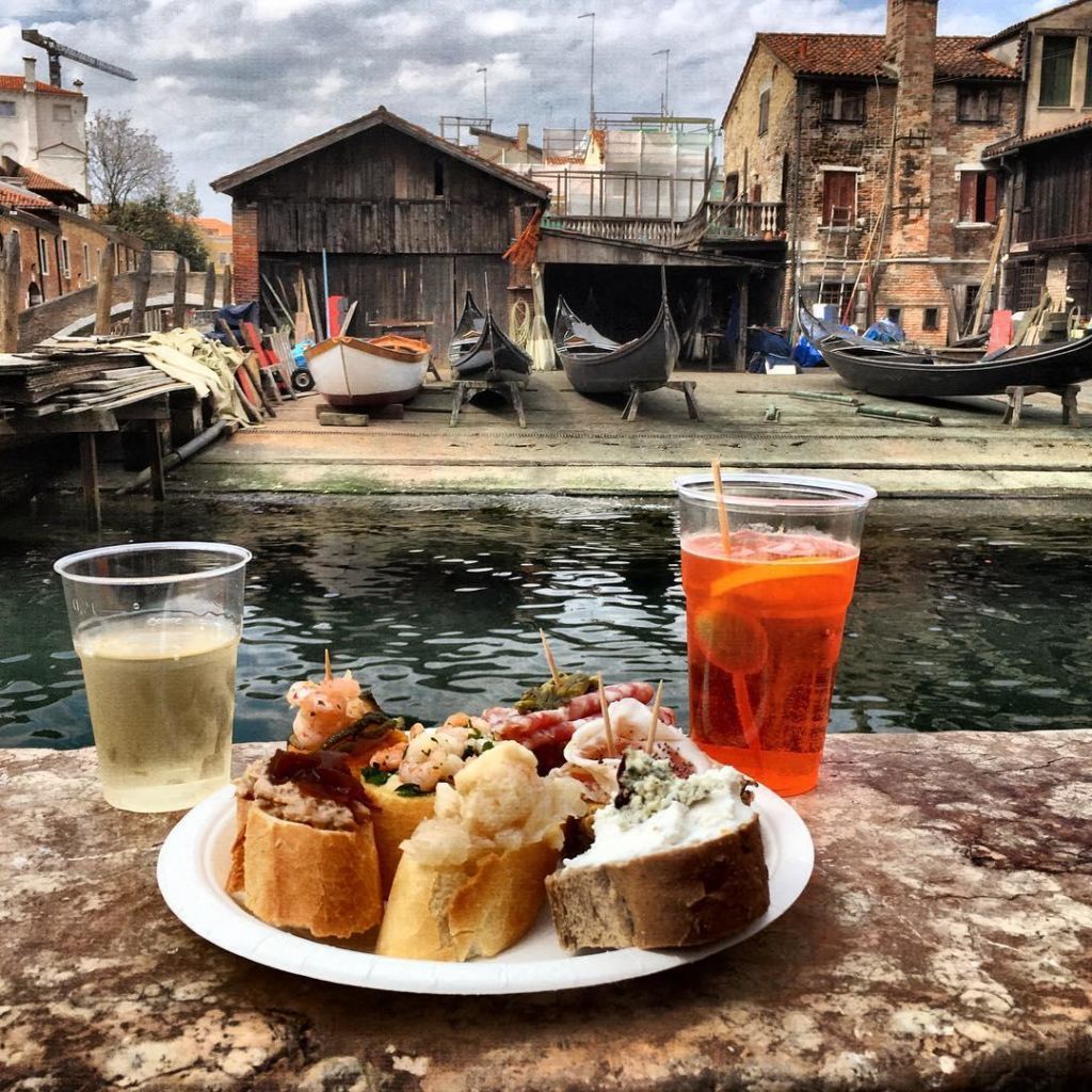 Bacari and Cicheti Aperitif - Venice - 20 regions of Italy