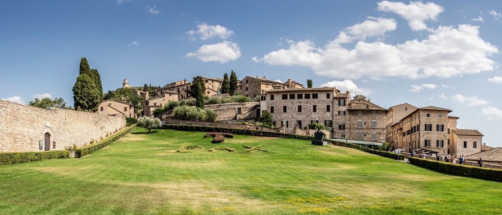 Basilica San Francesco - Assisi . ph. Achim Ruhnau da Pixabay