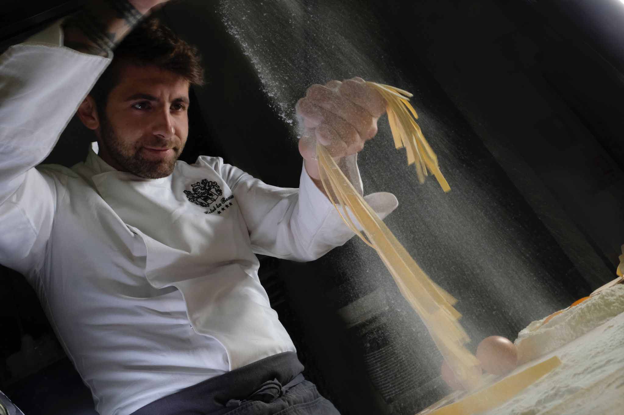 Chef Simone making pasta home made - La Roccia Wellness Hotel