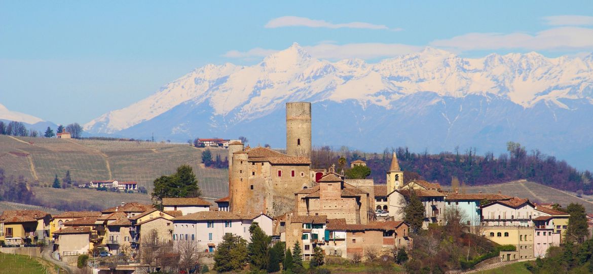 Le Langhe - Photo by Massimo Candela da Pixabay