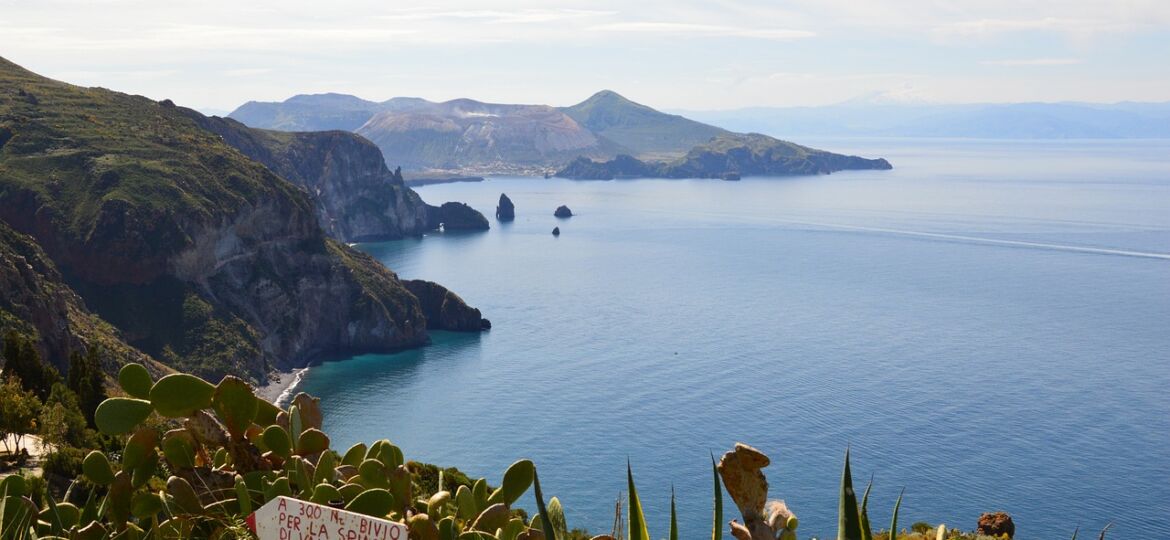 Lipari stunning view - 20 Regions of Italy